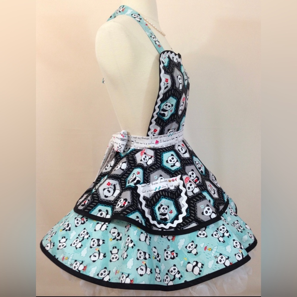 Panda Apron - Picture 2 of 8
